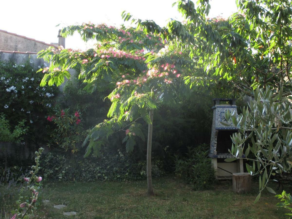 Chambres D'Hotes Chez Melody La Rochelle  Exterior photo